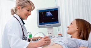 مراحل نمو الجنين في الشهر الثالث من الحمل بالتفصيل