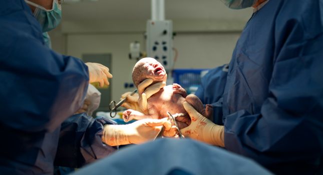 ماهو الأفضل: الولادة الطبيعية ام القيصرية؟